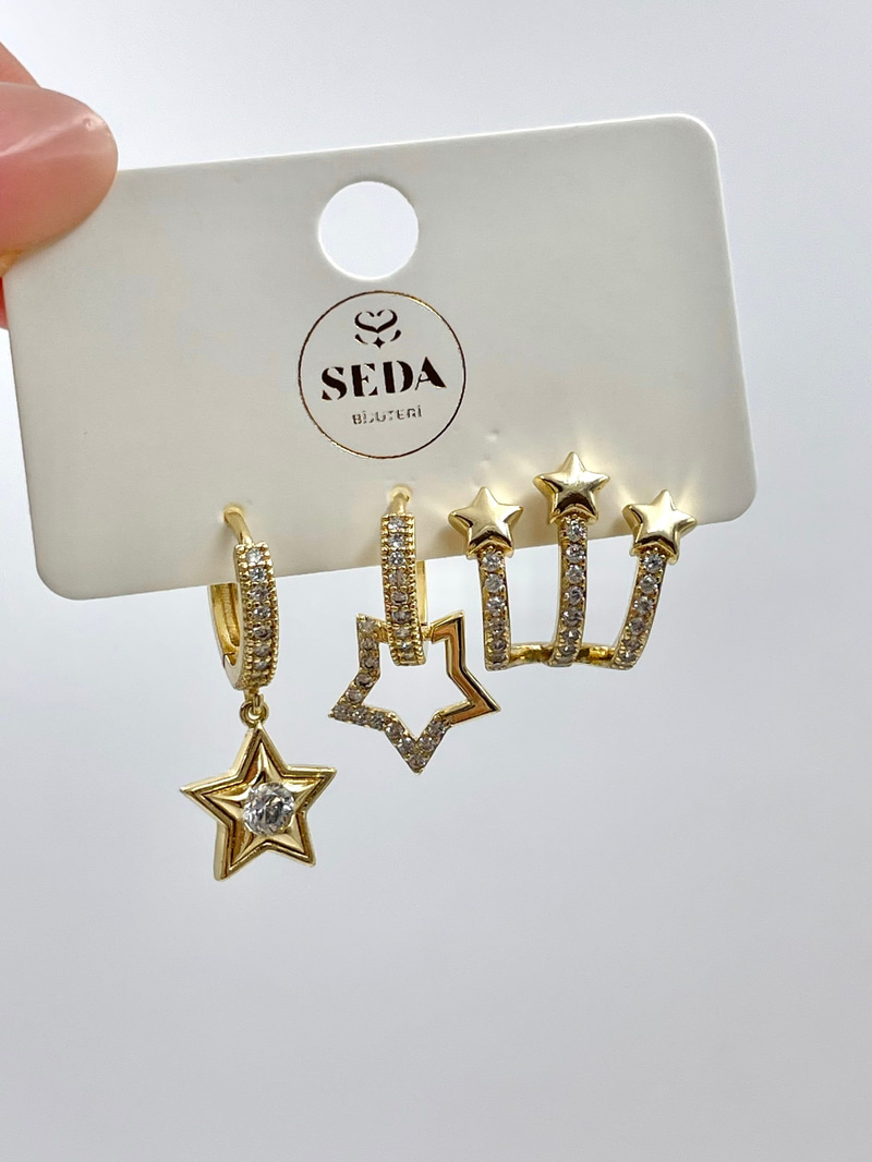 Özel Seri Üçlü Yıldız Charmlı Set Küpe Gold