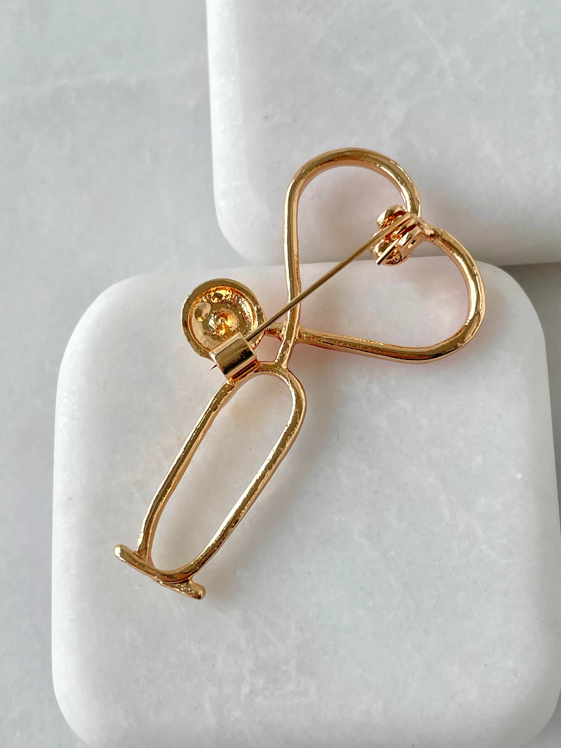 Mineli Steteskop Broş Gold