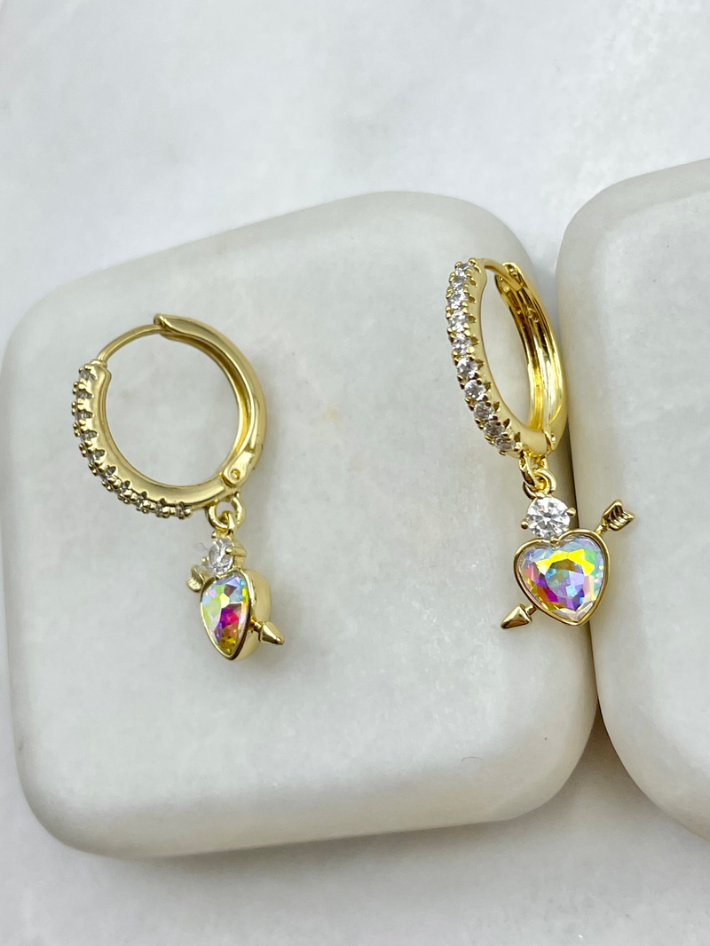 Özel Seri Swarovski Kalp Sallantılı Halka Küpe Gold