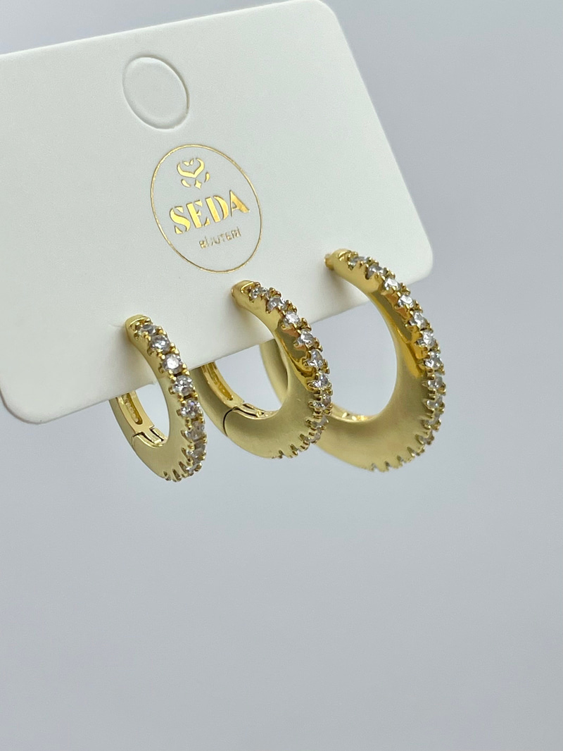 Özel Seri Üçlü Gömme Taşlı Oval Halka Set Küpe Gold