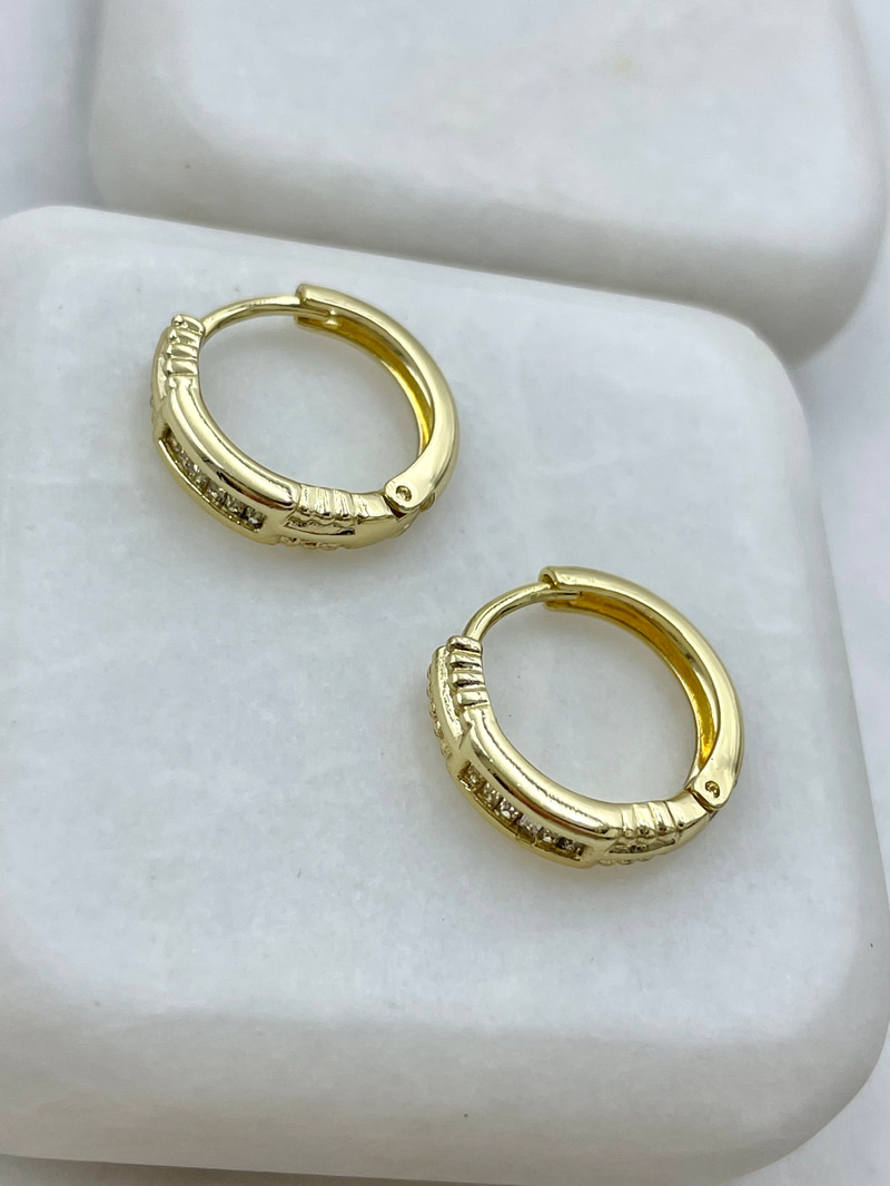 Özel Seri Baget Taşlı Tasarım Halka Küpe Gold