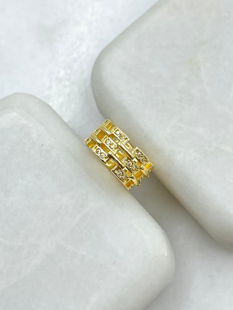 Gömme Taşlı Kordon Model Kıkırdak Küpe Gold