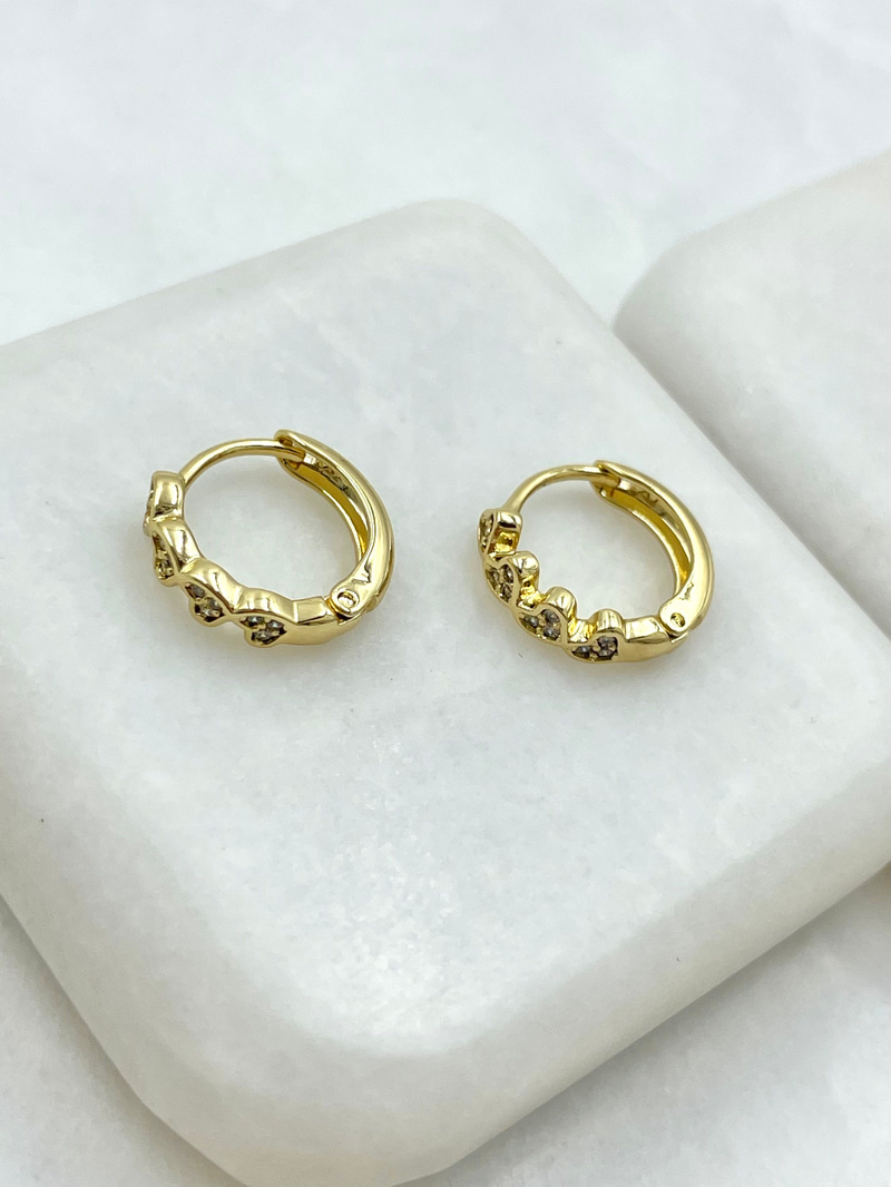 Özel Seri Gömme Taşlı Kalp Model Halka Küpe Gold