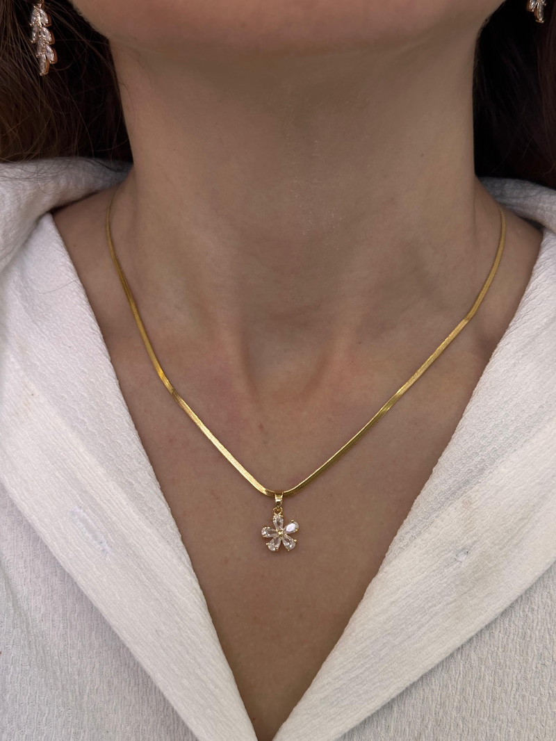 Çelik Minimal Kristal Çiçek İtalyan Zincir Kolye