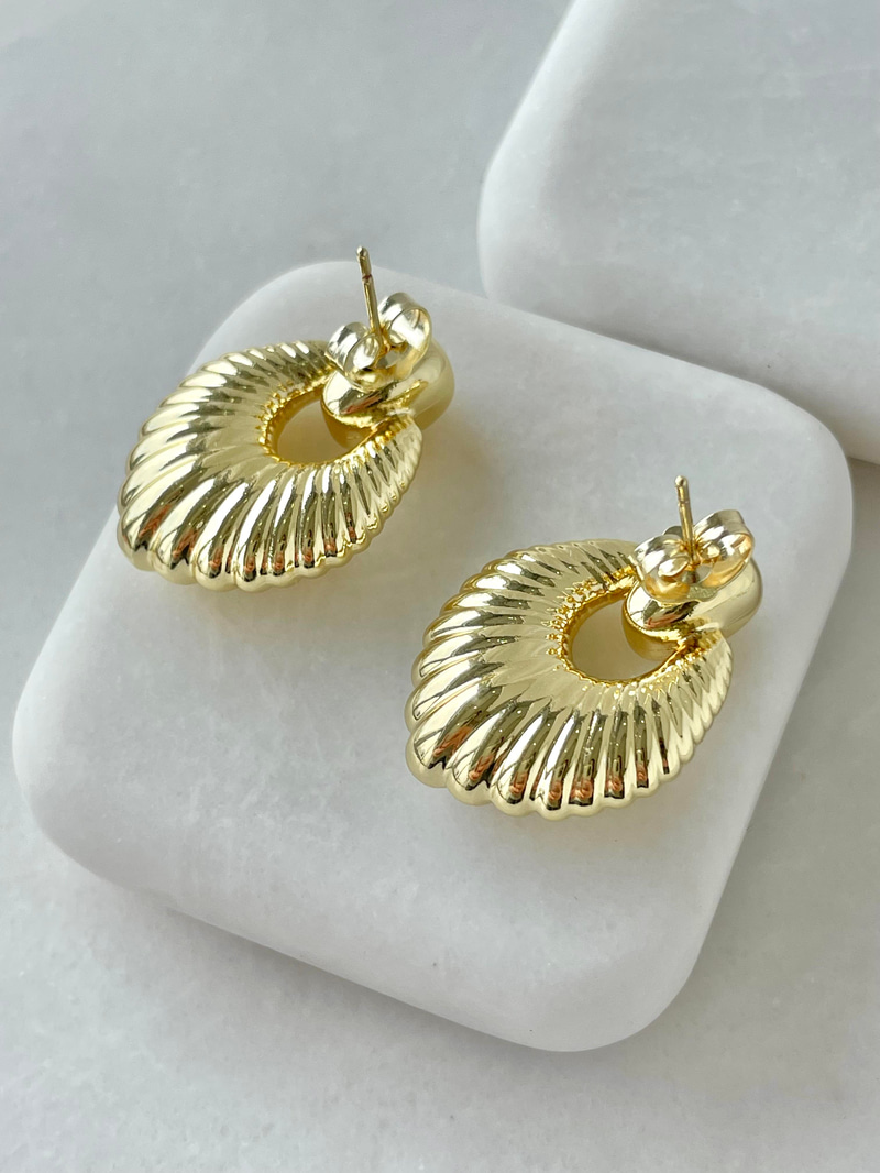 Özel Seri Vintage Burgu Küpe Gold