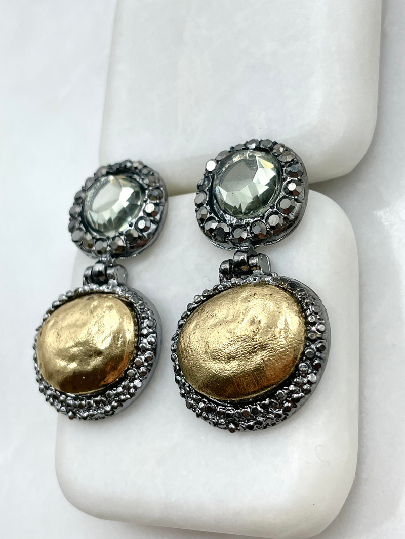 Altın Kaplama Kristal Taşlı Vintage Tasarım Küpe Gold