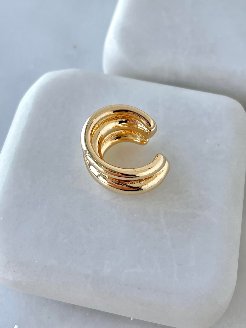 Altın Kaplama Üç Sıra Basic Kıkırdak Küpe Gold