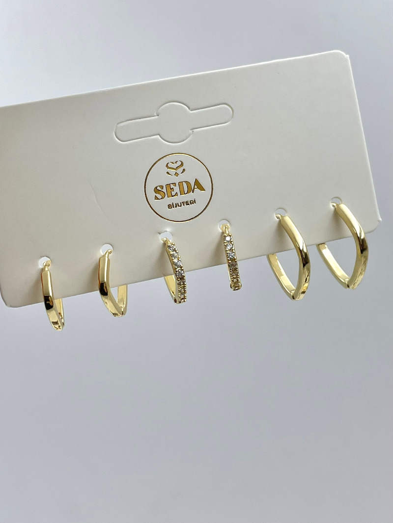 Altın Kaplama Gömme Taşlı ve Kare Model Altılı Set Küpe Gold