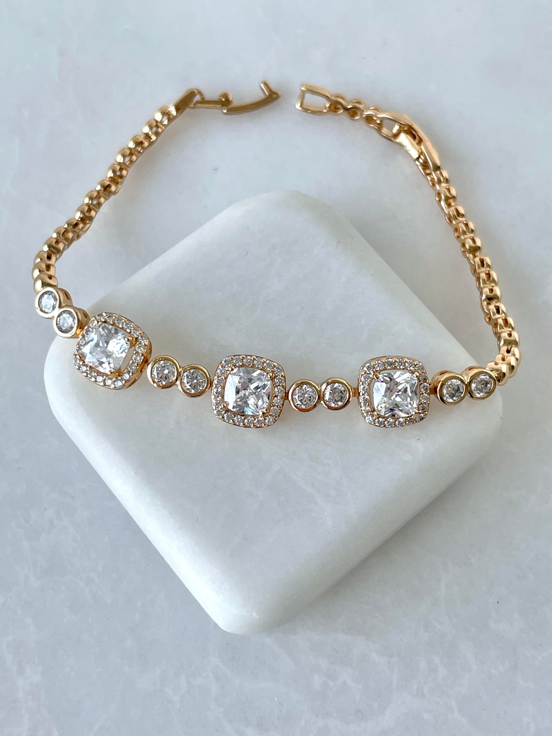 Özel Seri Top Sıralı Kristal Taşlı Bileklik