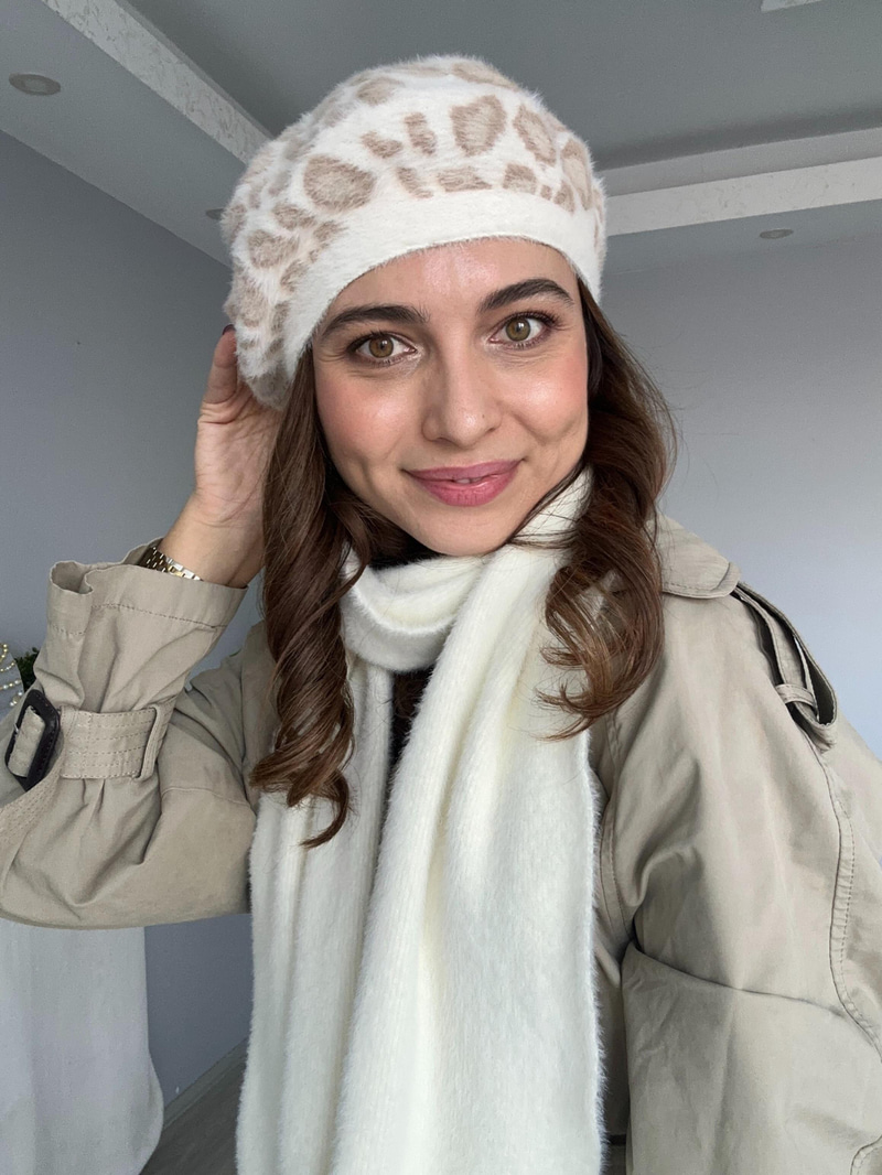 Yumuşak Dokulu Leopar Örgü Ressam Bej-Latte