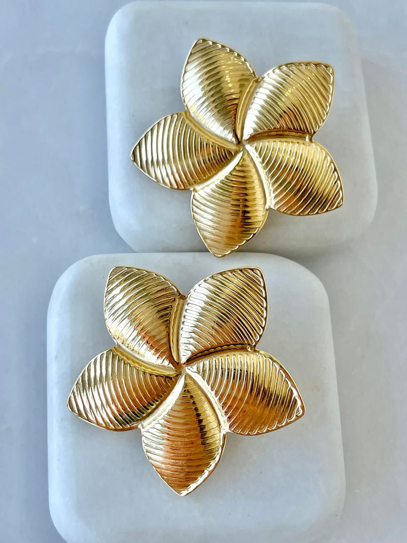 Çelik Lotus Küpe