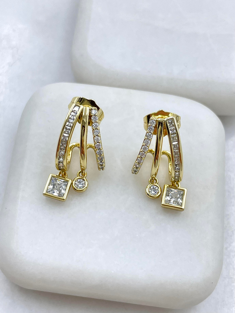 Özel Seri Üçlü Görünüm Kristal Taş Sallantılı Küpe Gold