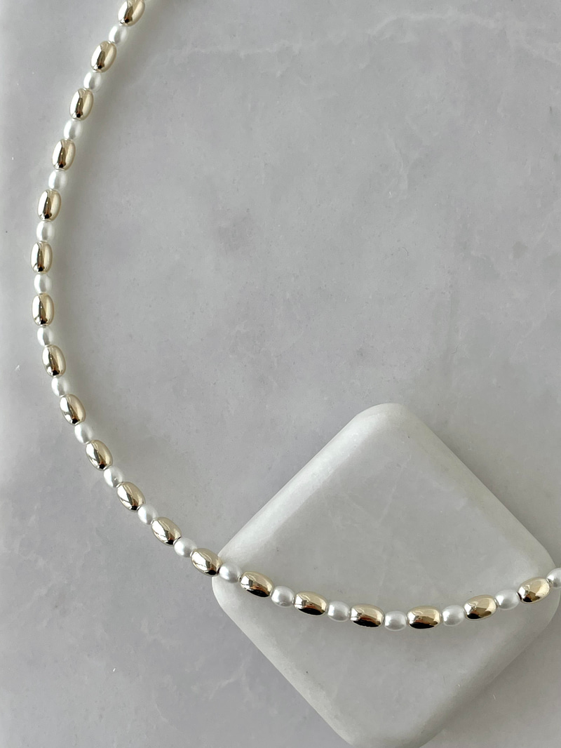 Boru Gold Detaylı İnci Kolye
