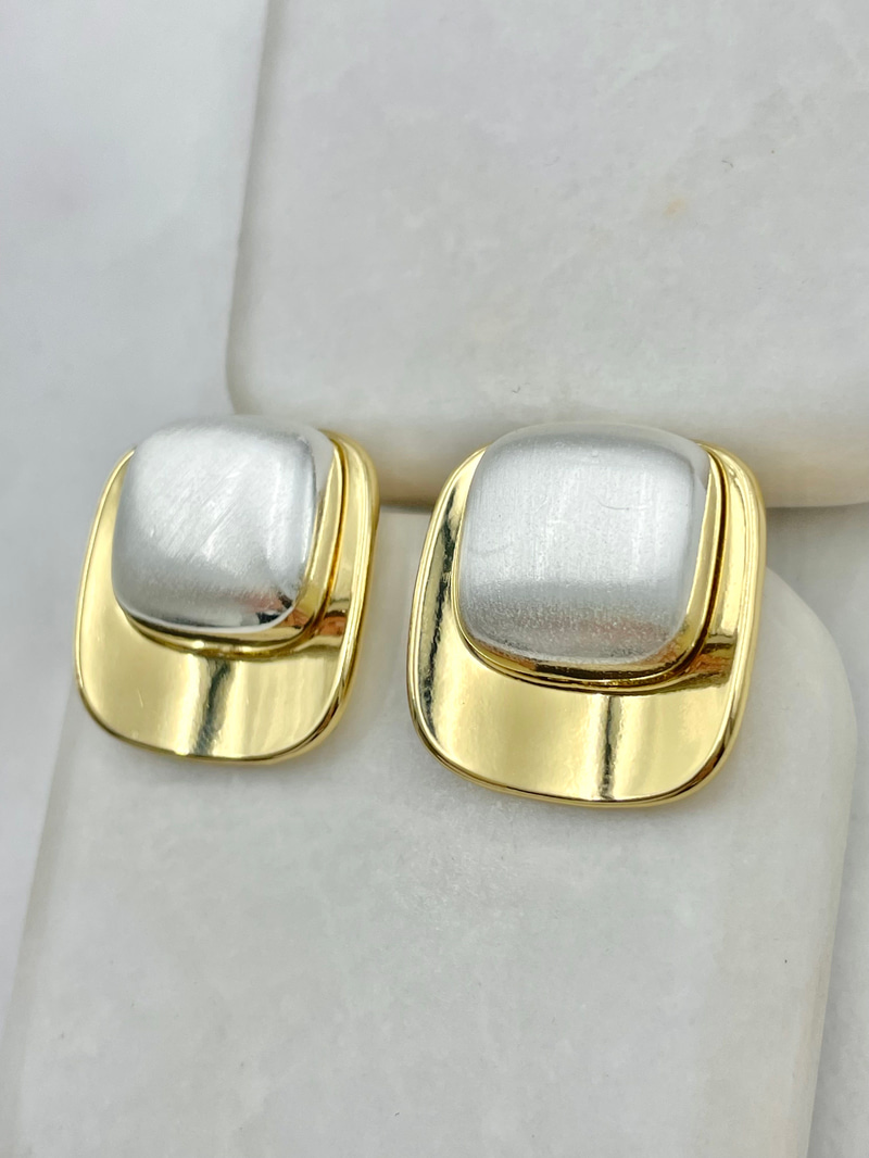 Sedefli Gold Detaylı Kare Küpe Gold