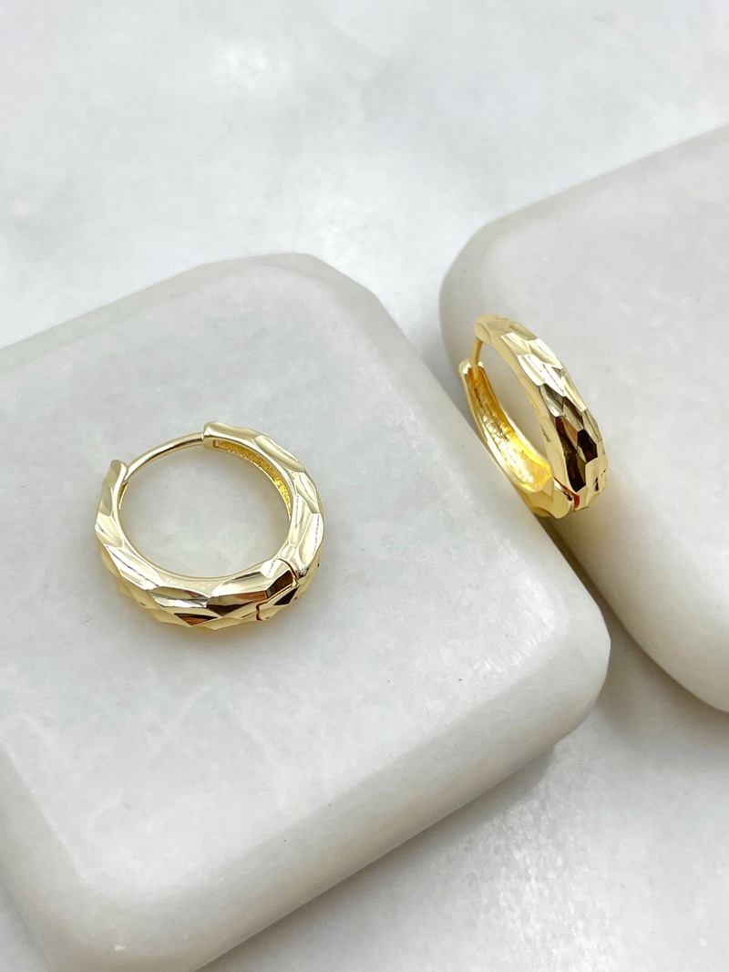 Mozaik Yansımalı Oval Küpe 1.8 cm Gold