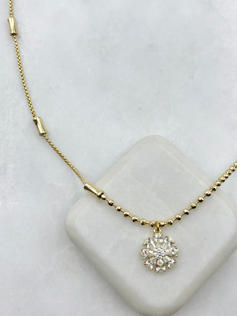 Özel Seri Kristal Çiçek Sallantılı Işıltılı Zincir Kolye Gold