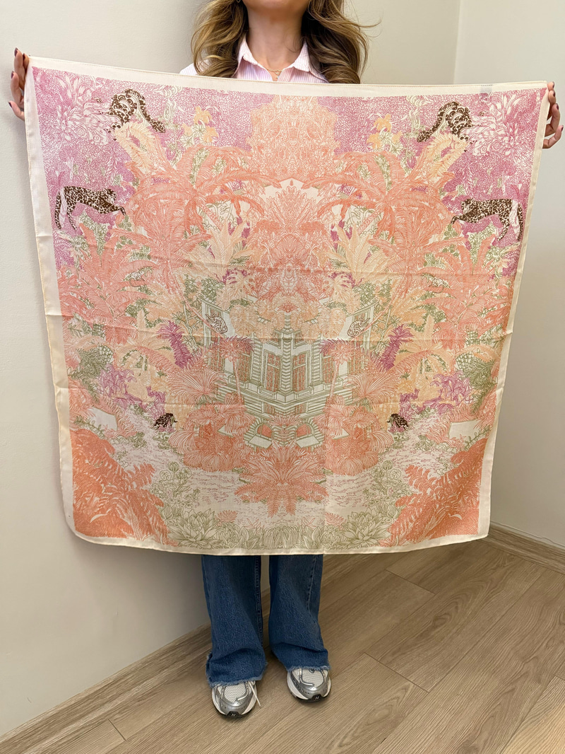 Tropikal Desenli Pamuk Dokulu Yavruağzı Şal 90x90 cm Renkli
