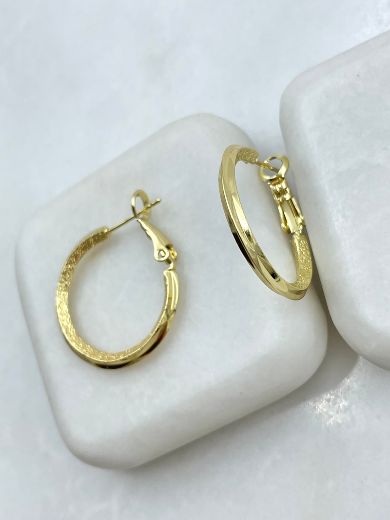 Altın Kaplama Kumlu ve Yansımalı Halka Küpe Gold