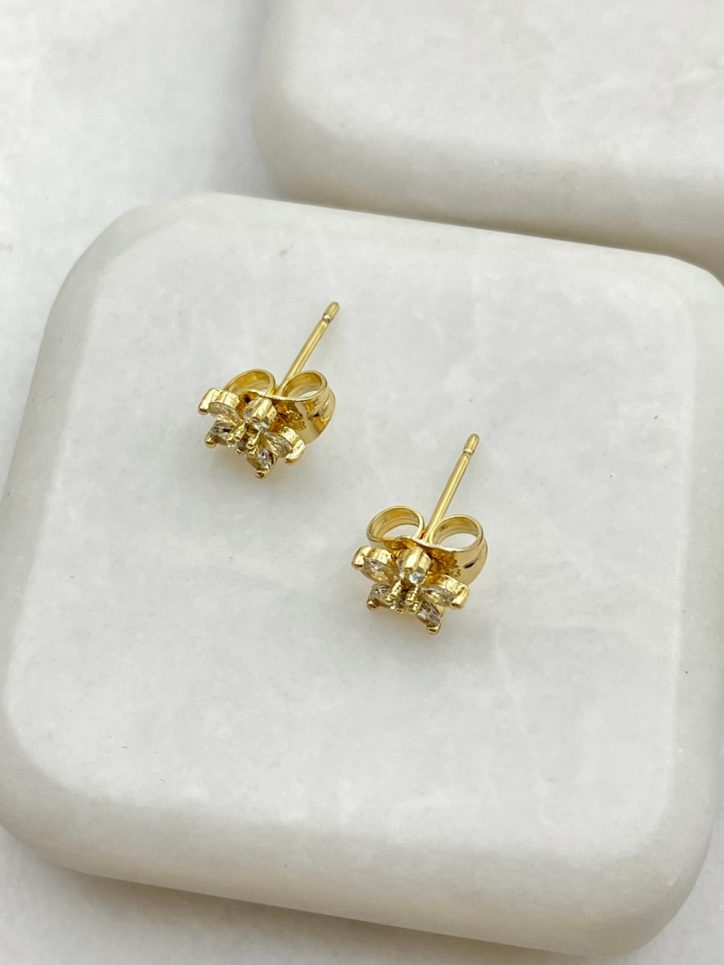 Özel Seri Minimal Kristal Taşlı Çiçek Küpe 0.7 cm Gold