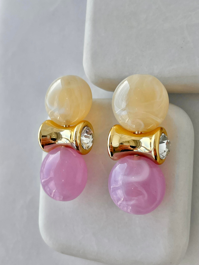 Gold Kristal Detaylı Akrilik Küpe Lila