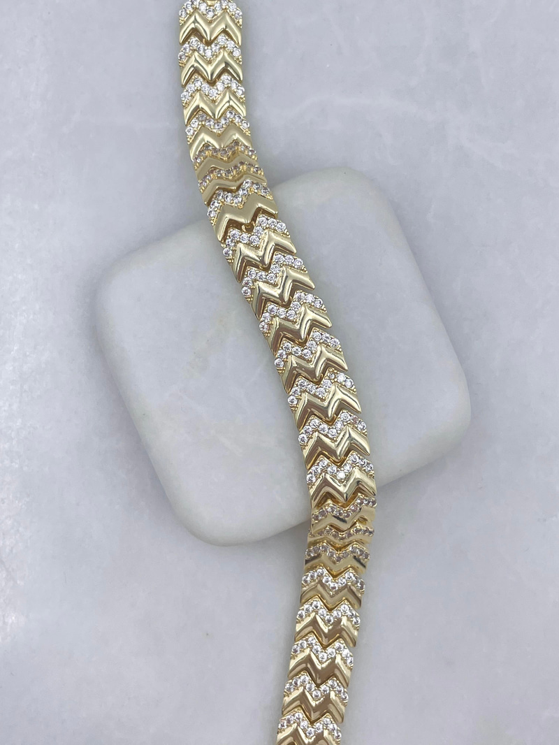 Altın Kaplama Kristal Taşlı Zikzak Model Bileklik Gold