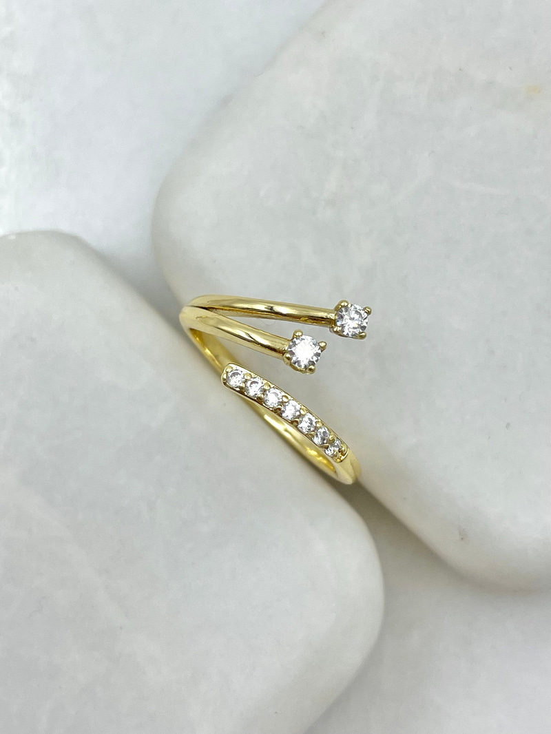Özel Seri Gömme ve Kristal Taşlı Üçlü Görünüm Yüzük Gold