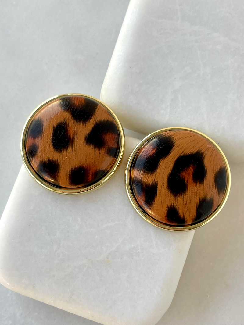 Gold Detaylı Daire Leopar Küpe