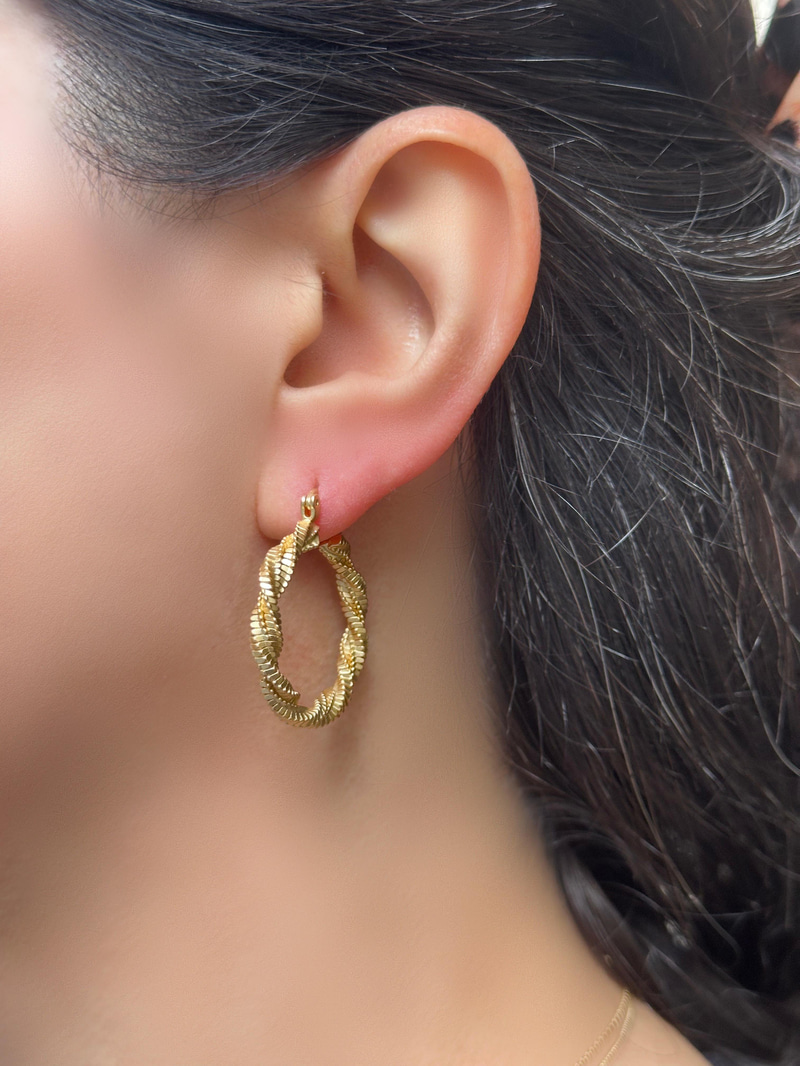 Altın Kaplama Tırtıklı Mat Halka Küpe 3 cm Gold