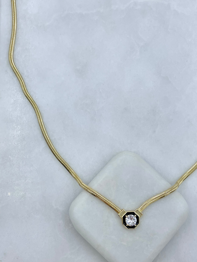 Altın Kaplama Siyah Mineli Kristal Taşlı Yılan Zincir Kolye