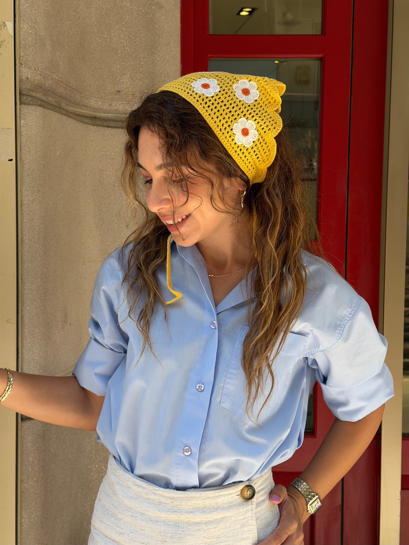 Papatya Desenli Daire Köşeli Bandana Sarı