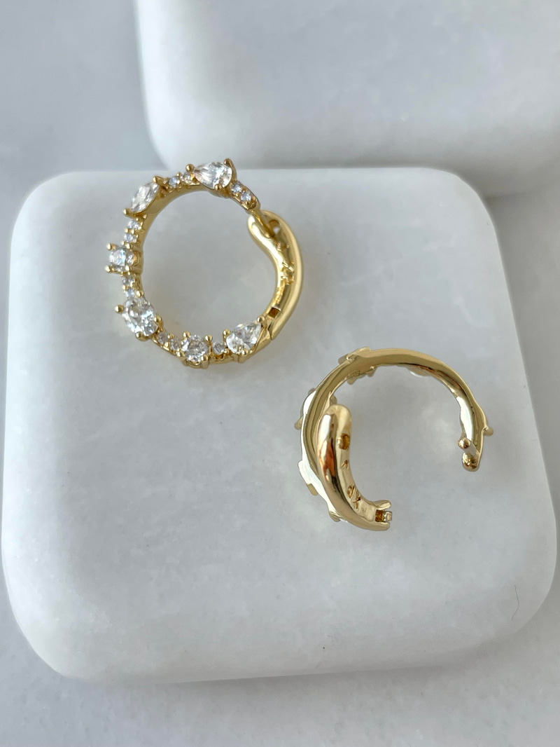 Özel Seri Dizi Kristal Taşlı Daire Küpe Gold