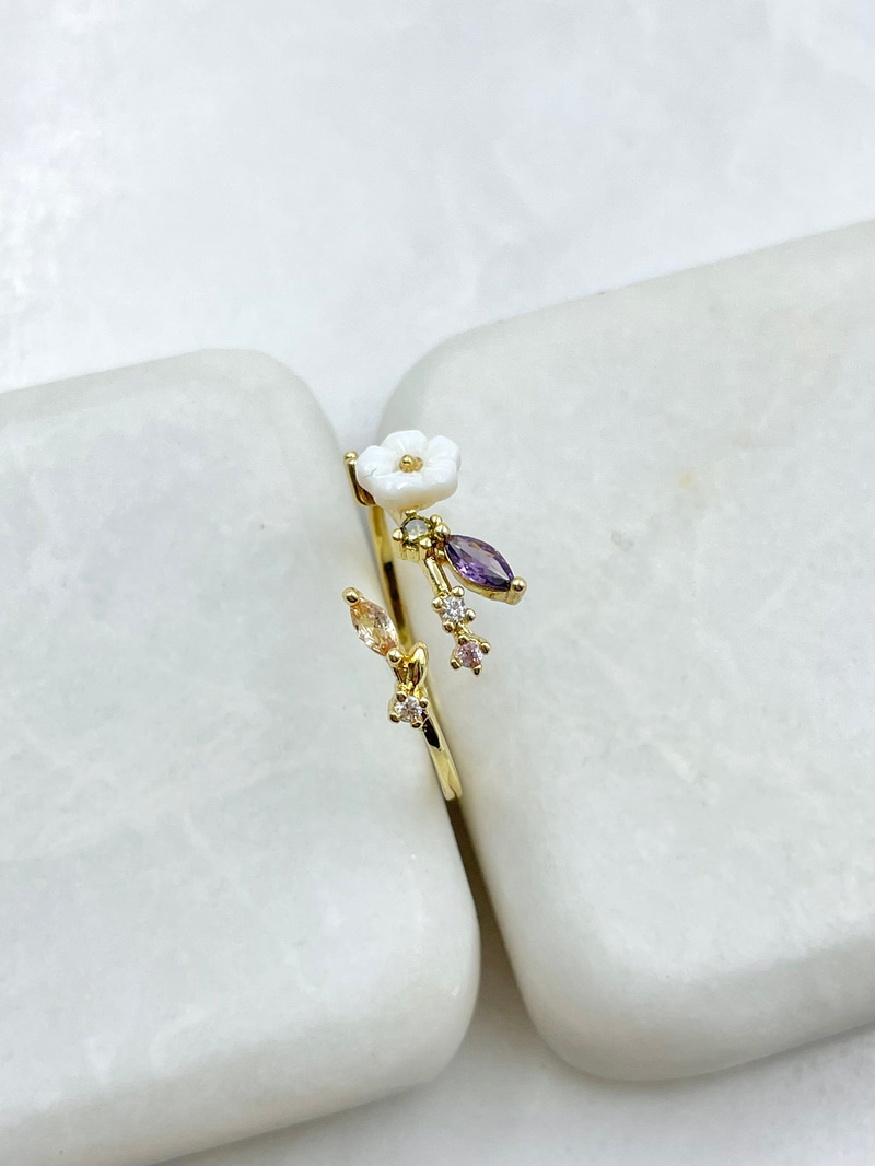 Mor Kristal Taşlı Çiçek Model Yüzük Gold