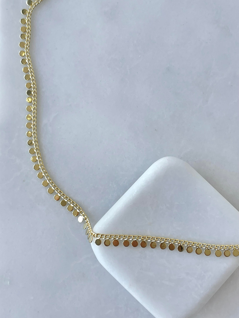 Altın Kaplama Pul Sallantılı Zincir Kolye Gold