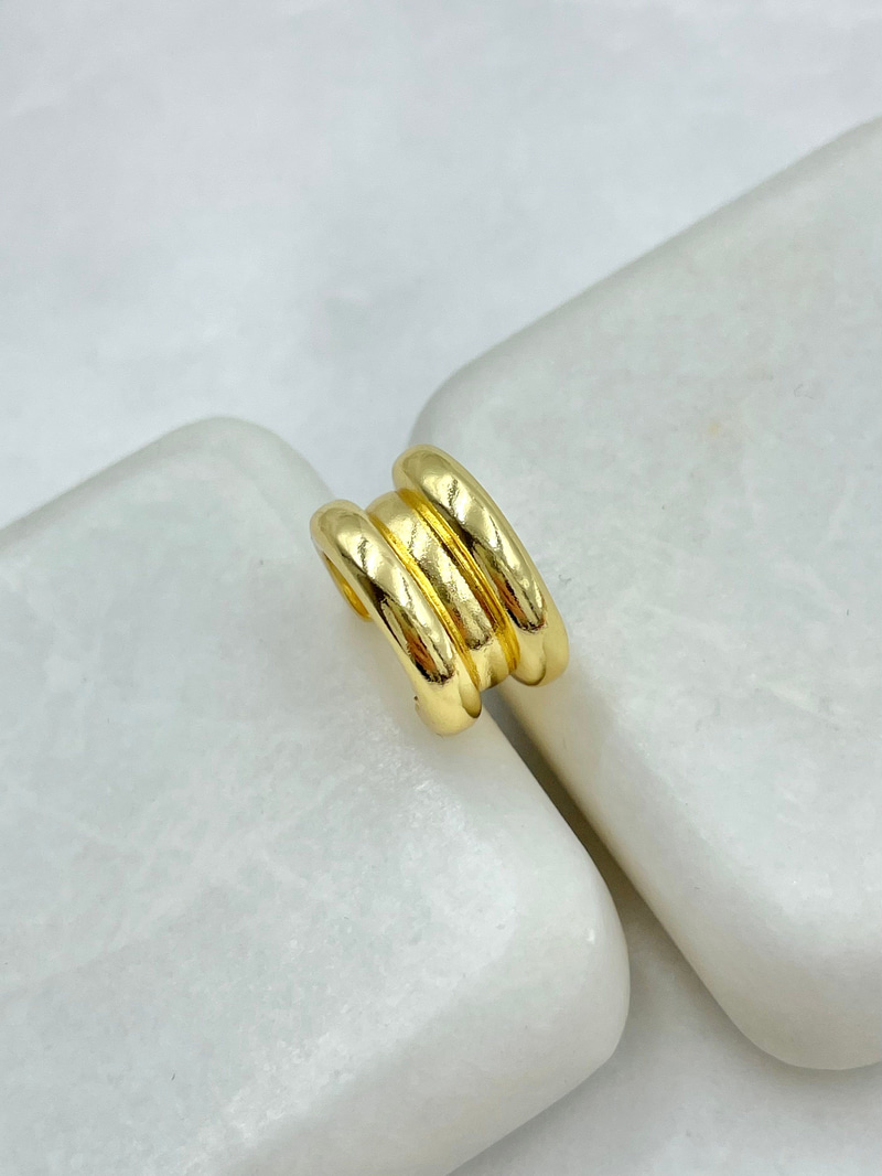 Üçlü Bombe Kıkırdak Küpe Gold