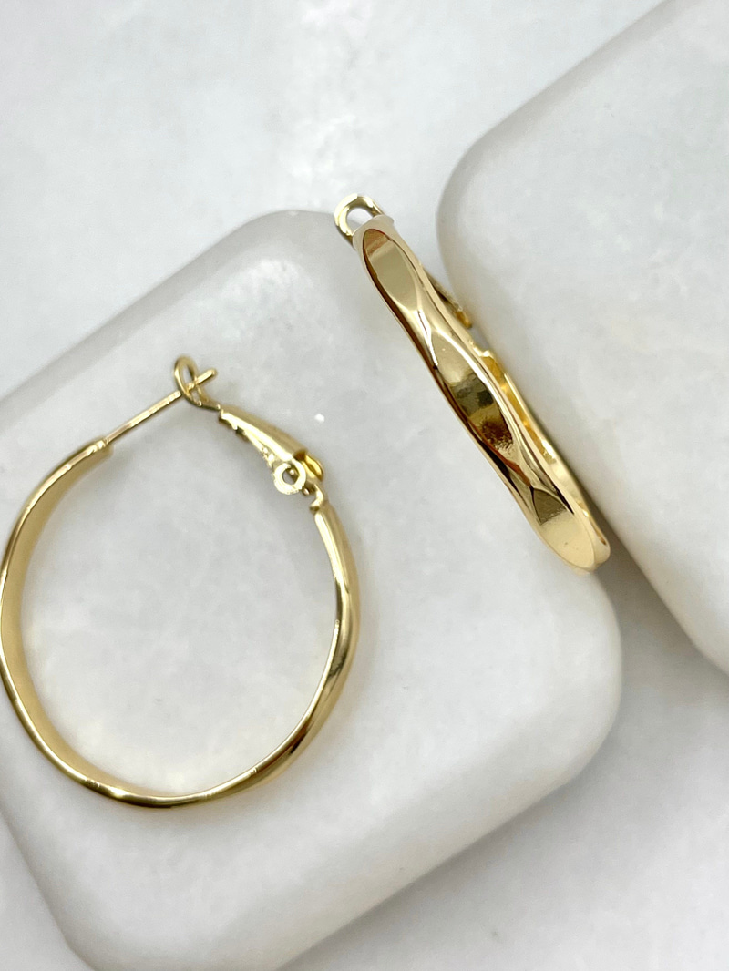 Özel Seri Üçgen Yansımalı Halka Küpe 3 cm Gold