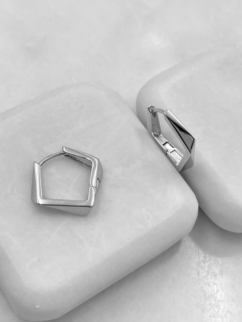 Özel Seri Köşeli Küpe 1.6 cm Gümüş