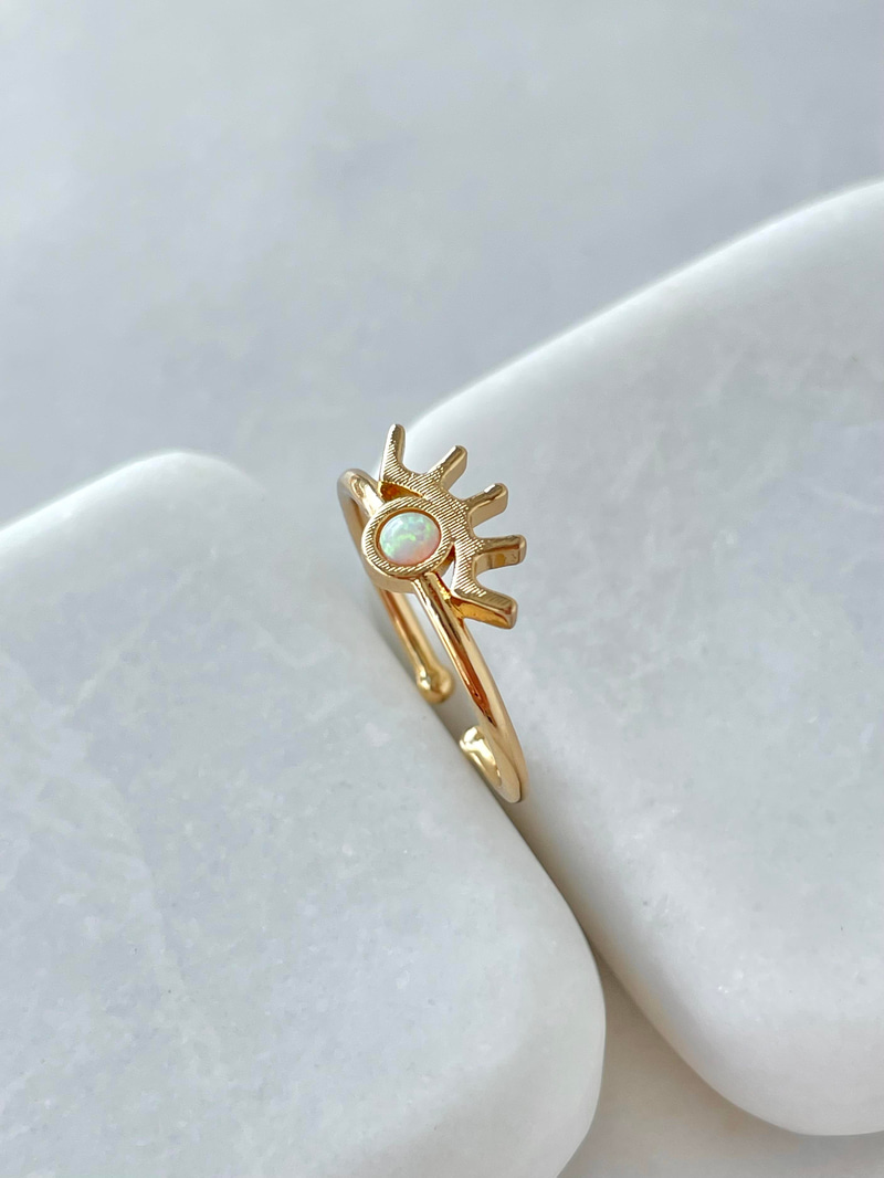 Altın Kaplama Opal Taşlı Göz Model Yüzük Beyaz