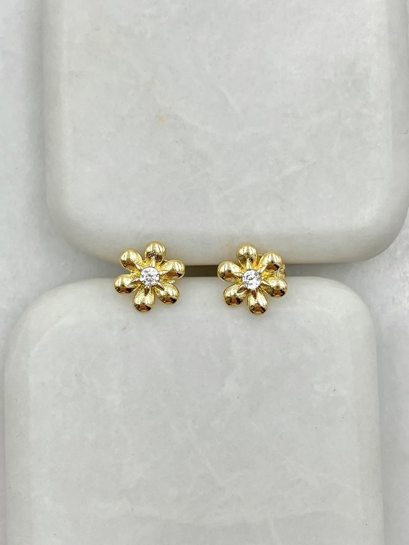 Özel Seri Minimal Papatya Küpe 0.8 cm Gold