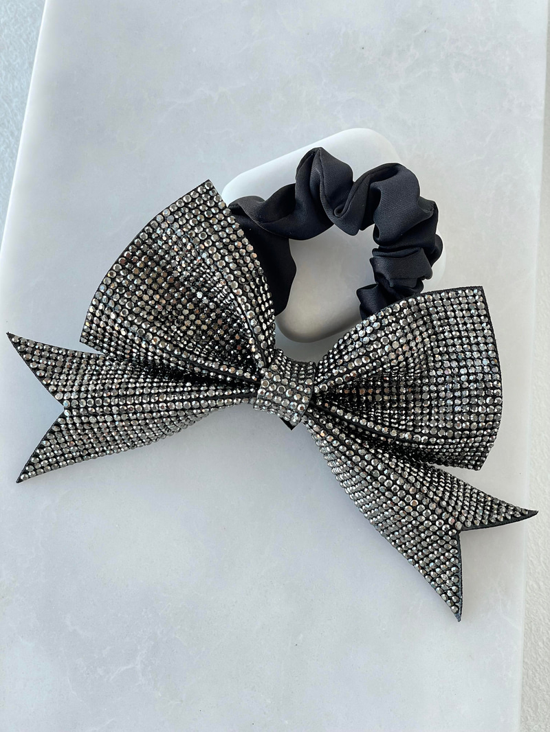 Kristal Taşlı Fiyonk Scrunchie Toka Füme