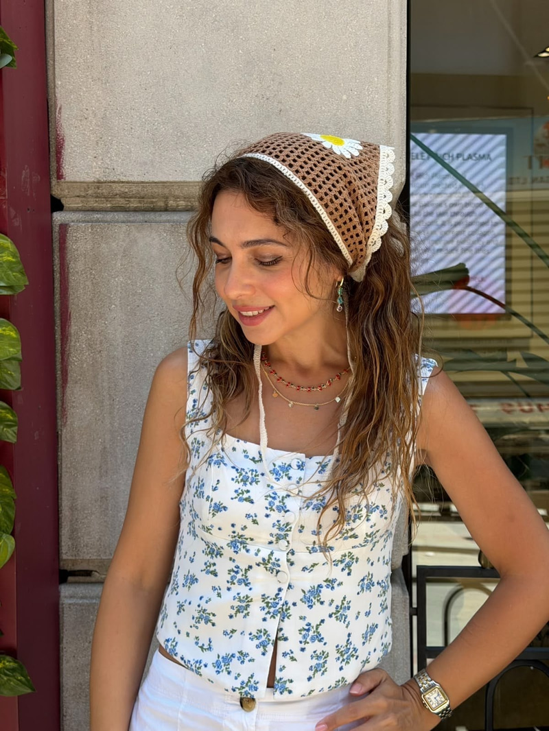 İkili Papatya Model Üçgen İpli Bandana Kahve