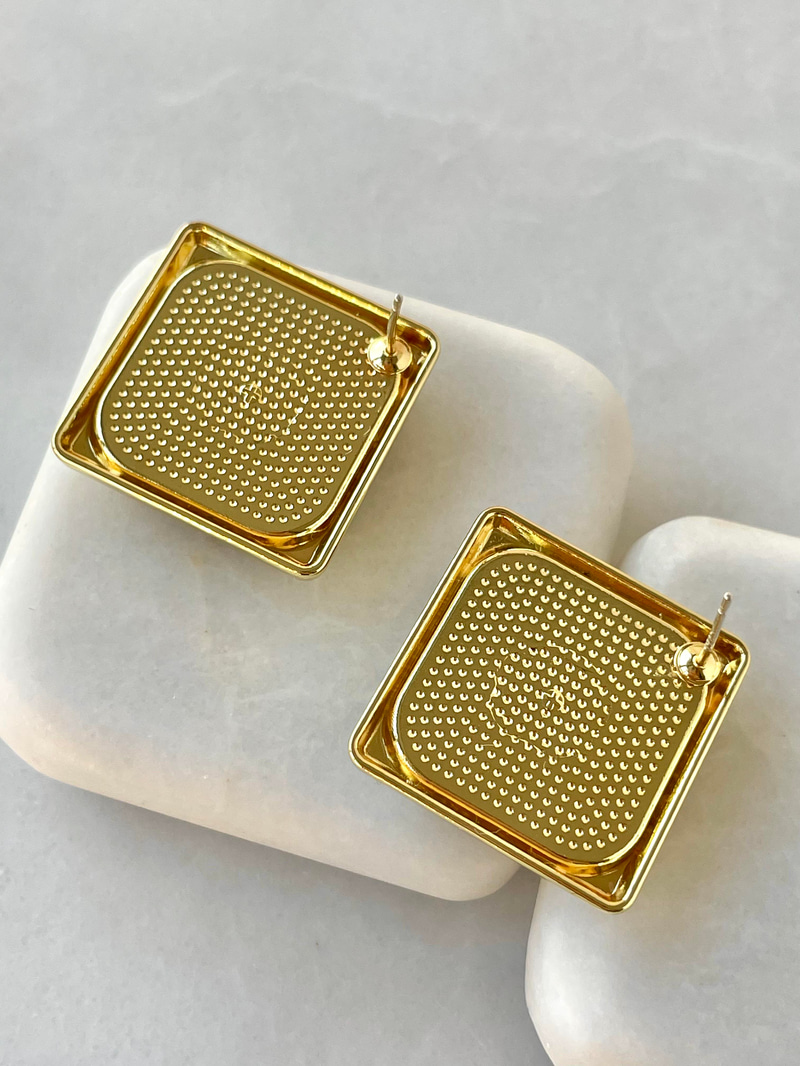 Gold Detaylı Dört Kenarlı Leopar Küpe