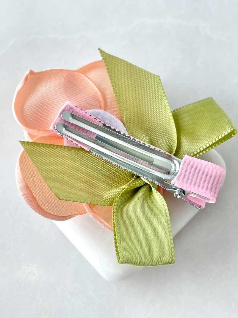 Kurdele Gül Pens Toka Yavruağzı