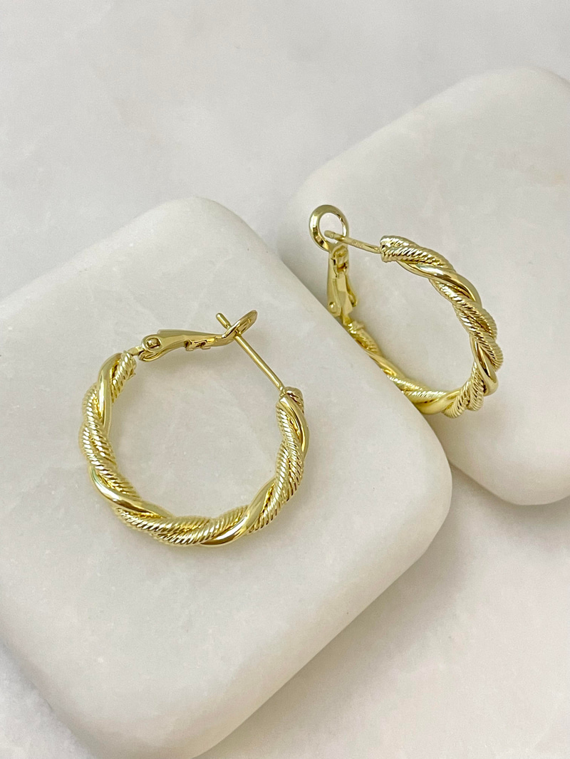Özel Seri Işıltılı Burgu Model Halka Küpe Gold