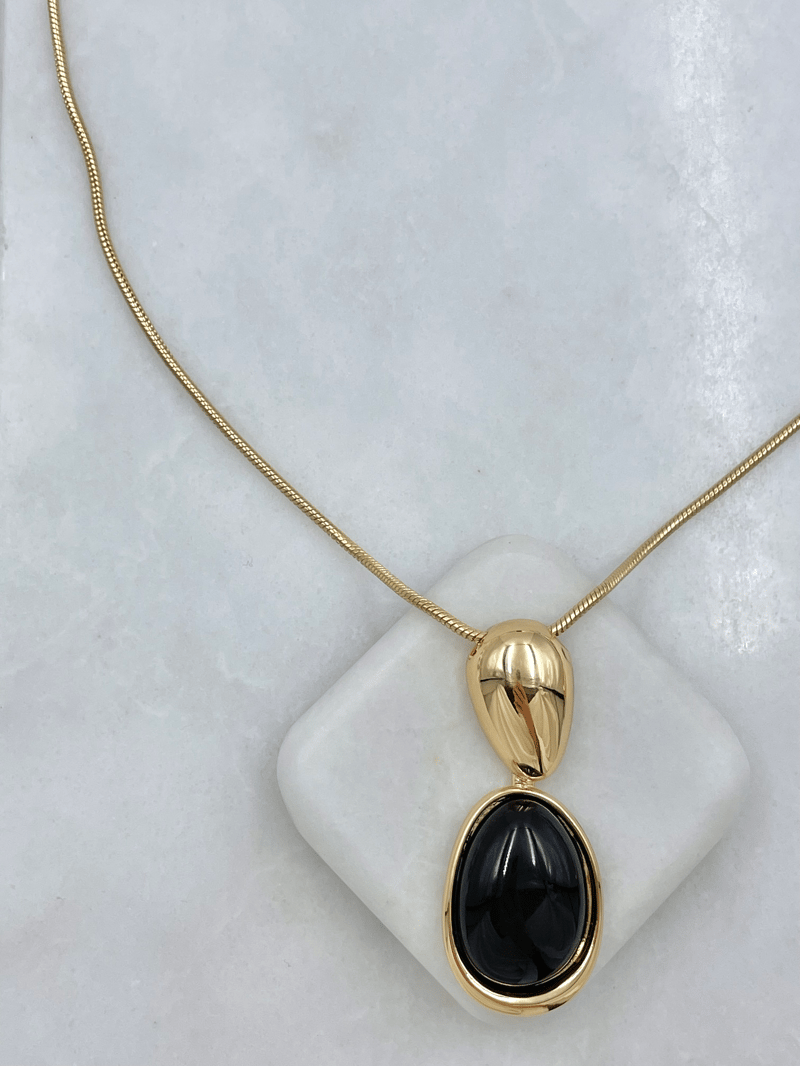 Altın Kaplama Gold Detaylı Oval Taş Model Asansör Kolye Siyah