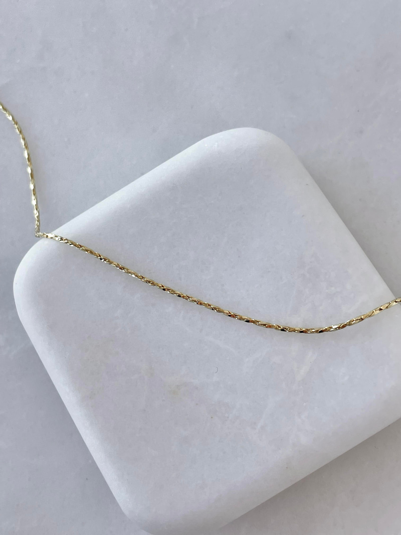 Özel Seri Işıltılı Basic Zincir Kolye Gold