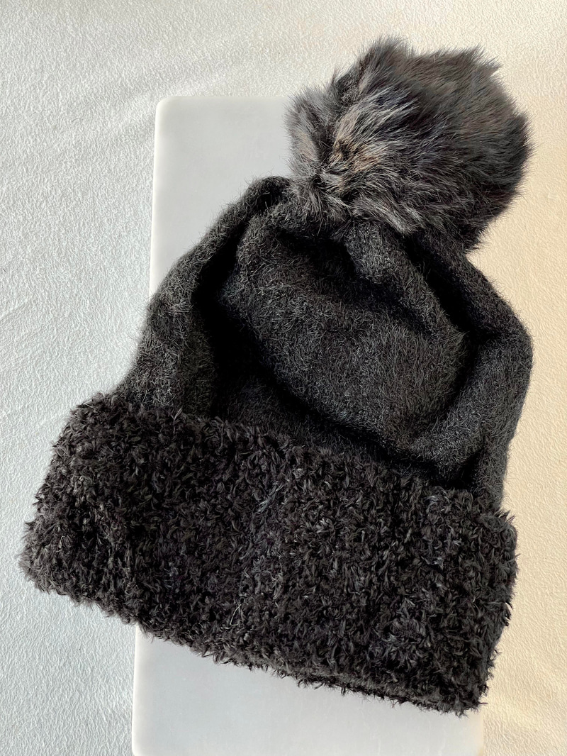Ponponlu Polar Bere Siyah