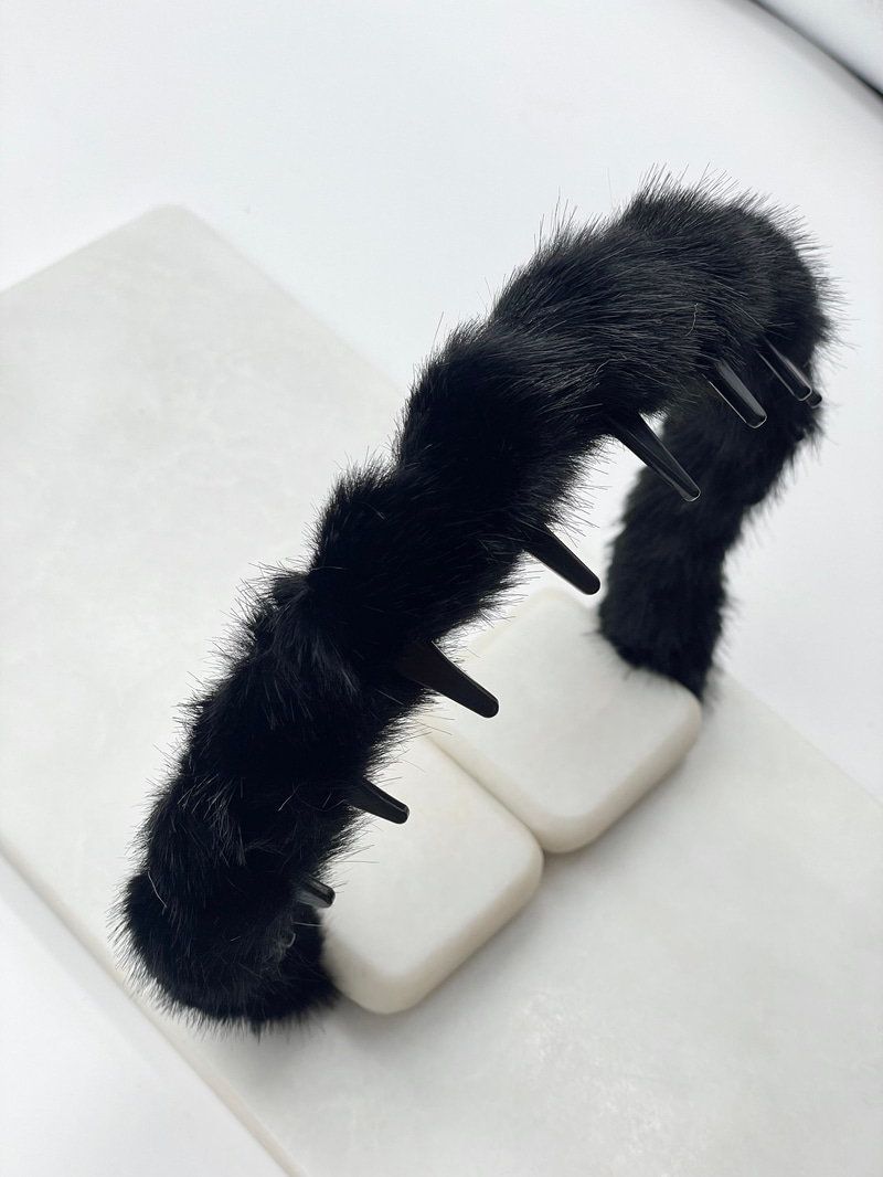 Peluş Taraklı Taç Siyah