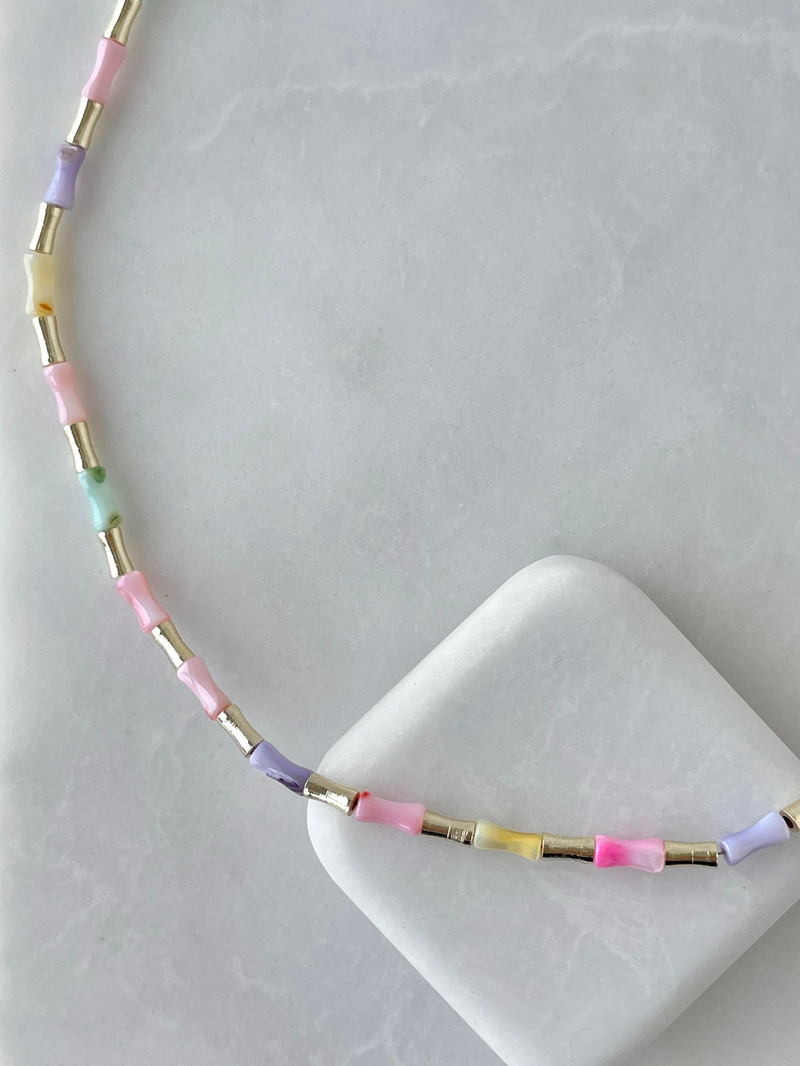 Pastel Renkli Kemik Boncuk Kolye Gold