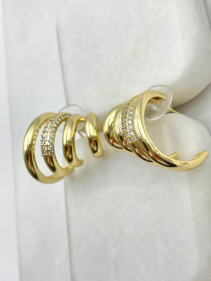 Dörtlü Görünüm Bombe Halka Küpe Gold