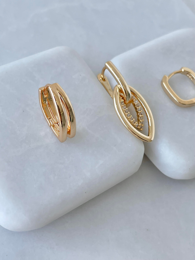 Altın Kaplama Üçlü Gömme Taşlı Oval Sallantılı Küpe Gold